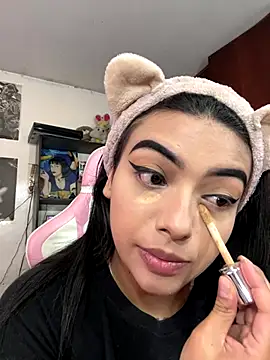 eva six online show from October 29, 5:48 pm