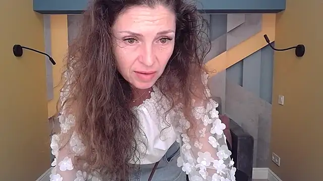 EllaLong online show from September 17, 11:41 am