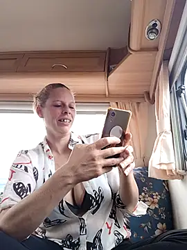 WildScorpio86 online show from December 14, 8:42 am