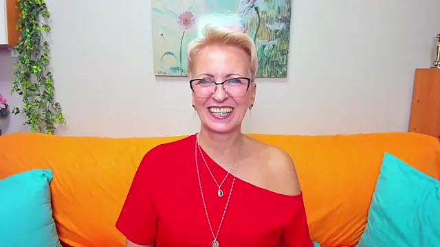 iamyourdream89 online show from September 21, 5:44 pm