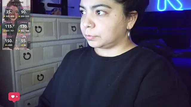 kimmiakiss22 online show from March 19, 2:38 am