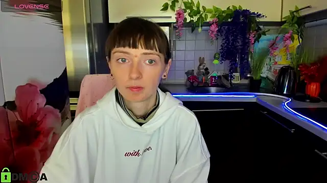 TayanaJons online show from April 10, 8:09 am