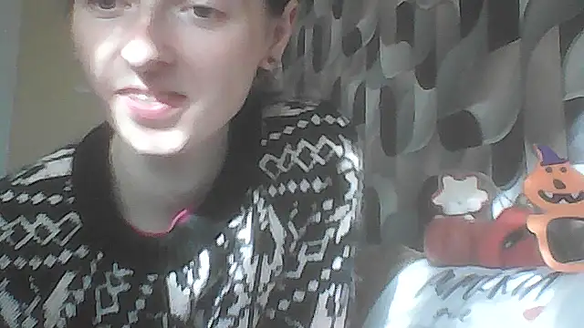 TayanaJons online show from October 31, 8:29 am