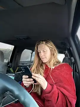 GoldenFlameGoddess online show from January 16, 3:41 pm