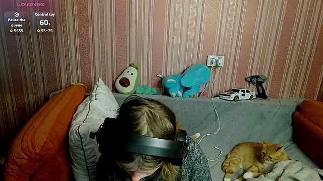 Kathlyn  Heath online show from April 10, 8:26 pm