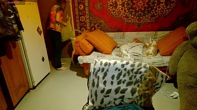 Kathlyn  Heath online show from March 26, 10:44 pm