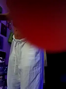 Snapshot of cammyquart chatting on October 5, 2:05 am cammyquart online show from October 5, 2:05 am