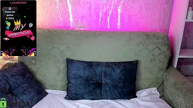 Linda Bryant online show from February 9, 1:19 am