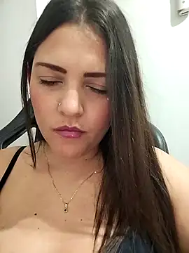 Mia Hampton online show from February 15, 8:52 pm