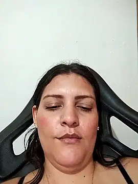 Mia Hampton online show from September 21, 9:57 pm