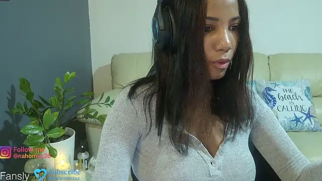 Isabella2603 online show from October 30, 11:28 pm