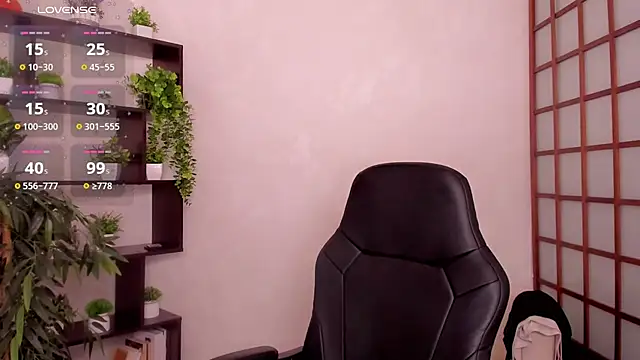 KateCuddle online show from June 24, 3:27 am