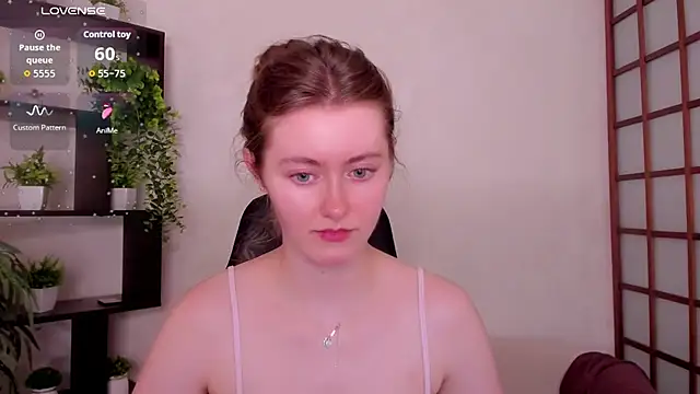 KateCuddle online show from July 7, 7:34 am