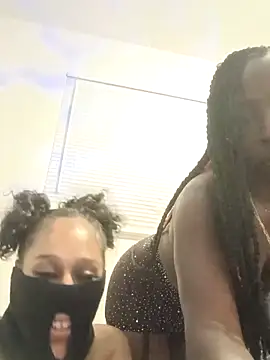 chocolatedream56ace online show from April 4, 8:57 am