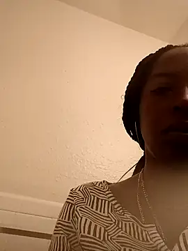 chocolatedream56ace online show from April 7, 1:07 am