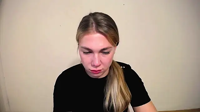 Sport Tall Doll online show from April 23, 10:23 am