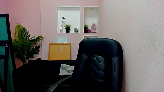 Persephoni online show from September 19, 8:19 pm