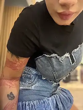 clarachanelricek online show from October 30, 8:21 pm