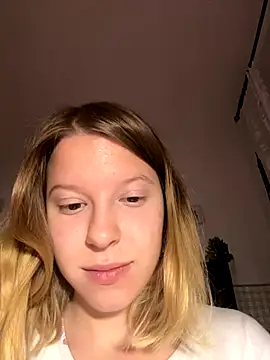 Snapshot of kimczii chatting on September 26, 9:01 pm kimczii online show from September 26, 9:01 pm