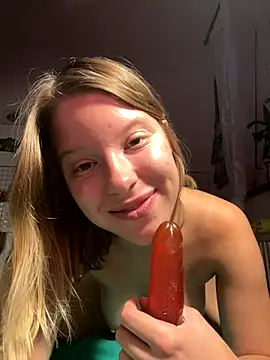 Snapshot of kimczii chatting on September 23, 10:46 am kimczii online show from September 23, 10:46 am