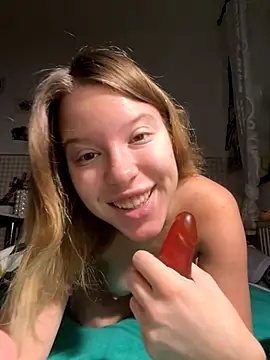 kimczii online show from October 27, 7:15 am