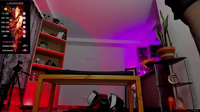 missariadna2 online show from April 17, 9:50 pm