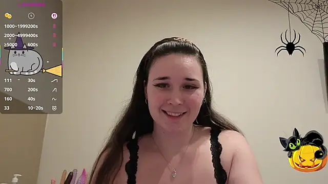 MaryHillx online show from October 23, 6:14 pm