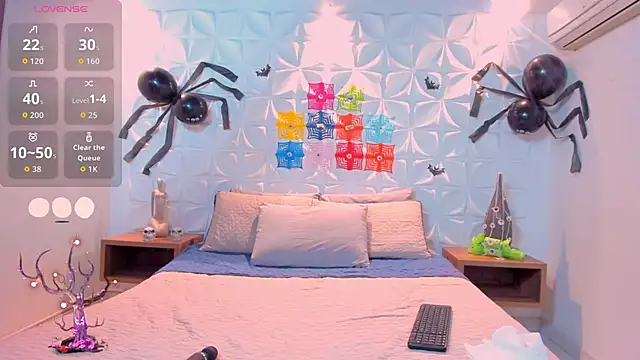 01victoria online show from October 9, 1:15 pm