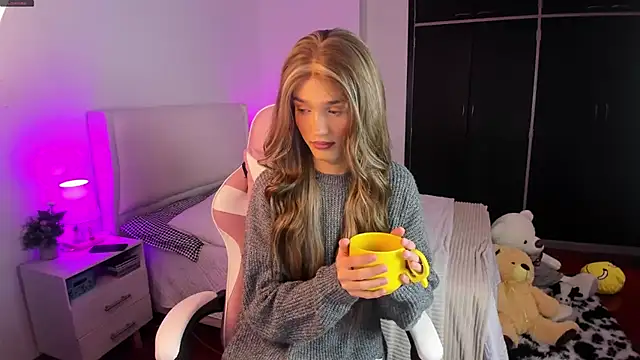 Ainhoads online show from January 14, 2:22 pm