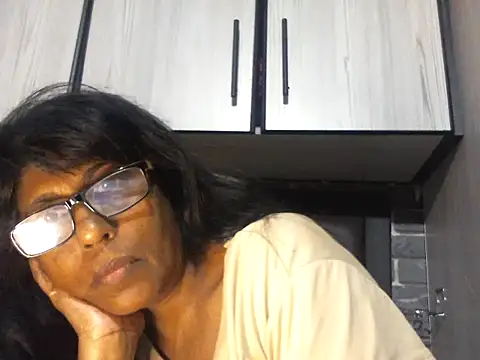 MsAttitude online show from February 12, 6:48 am