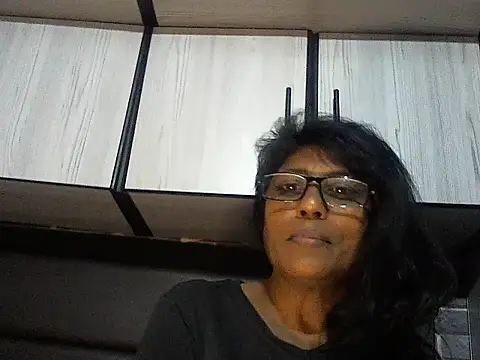 MsAttitude online show from October 2, 2:11 pm