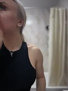 pinkstar  online show from February 18, 5:06 am