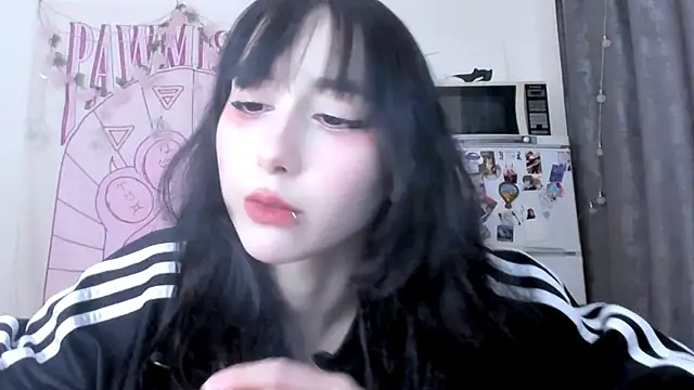 Holy420lolii online show from May 24, 2:49 pm