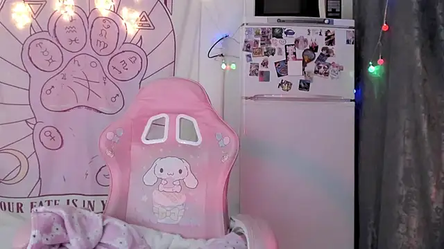 Holy420lolii online show from January 18, 6:26 pm