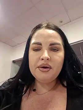 GeorgiaLerox online show from January 8, 1:37 pm