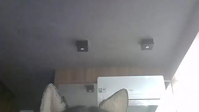 Skinny-Kitten online show from December 21, 11:03 am