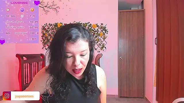 yuya ss online show from November 9, 3:30 pm