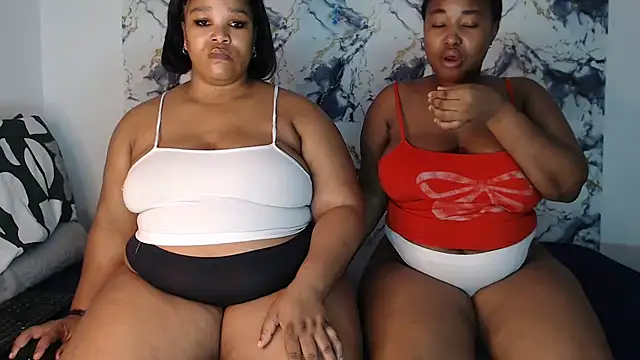 SexyAmeena2002 online show from April 1, 9:45 pm