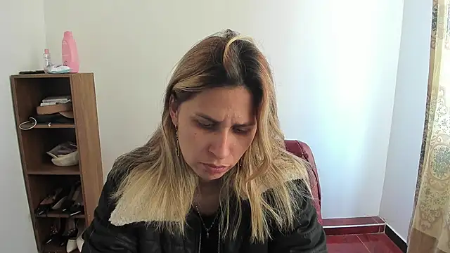 lauren ashlee online show from May 14, 2:56 pm