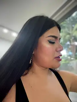 Insane Issa online show from November 18, 10:33 pm