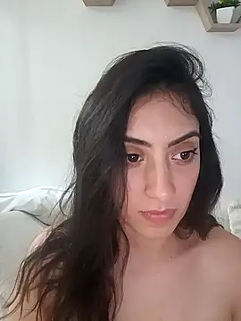 MIYESSI online show from March 30, 9:25 pm