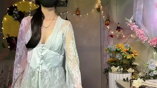 Snapshot of Your-Sunshine chatting on October 12, 5:15 pm Your-Sunshine online show from October 12, 5:15 pm