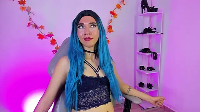 sofi elfqueen online show from February 3, 2:53 am