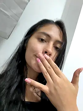 Snapshot of Sophie__Foxxx chatting on October 14, 3:09 am Sophie Foxxx online show from October 14, 3:09 am