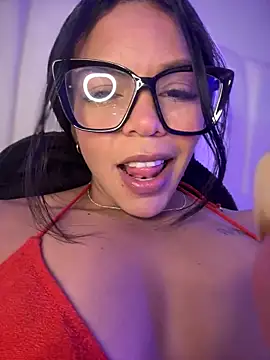Snapshot of Charly_ chatting on October 18, 5:10 am Charly online show from October 18, 5:10 am