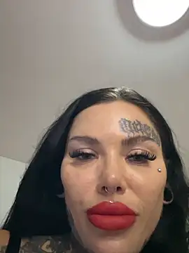 claudiacvc95 online show from January 10, 6:18 am