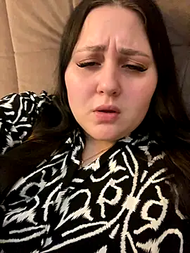 ihaveasecret  online show from October 5, 2:44 pm