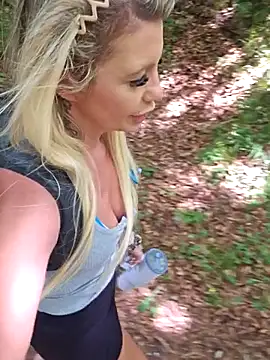 Sexy Sparkling  online show from July 4, 10:33 am