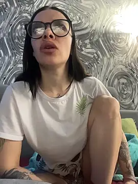 Queen of pain online show from March 18, 7:24 am