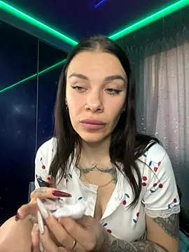 Queen of pain online show from November 25, 6:48 am